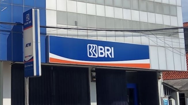 Cara Tarik Tunai Tabungan Simpedes di tempat tempat ATM BRI, Langkahnya Mudah Banget