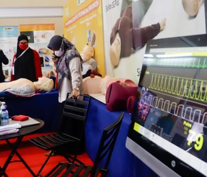 4 Rumah Sakit eksekutif Bakal Ikut Buat Alat Medis Canggih, Kemenkes: Mahal Kalau Cuma Beli