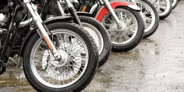 Kenali 3 Kondisi Ban Selip pada Motor, Berikut Beserta Mengatasinya